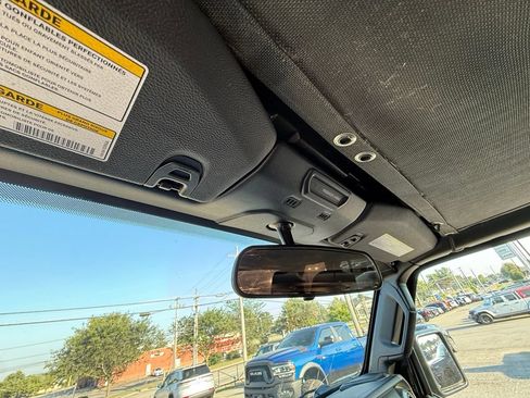 Used 2018 Jeep Wrangler Unlimited Sport S AWD/4WD image 23