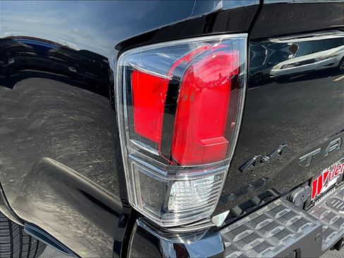 Used 2023 Toyota Tacoma Limited w/ Nightshade Package AWD/4WD image 23