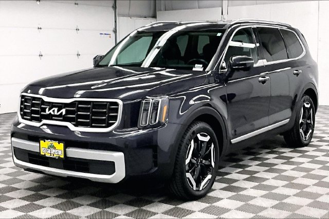Used 2025 Kia Telluride S AWD/4WD image 12