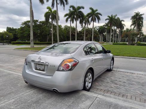 Used 2009 Nissan Altima 2.5 SL w/ SL Pkg FWD image 21
