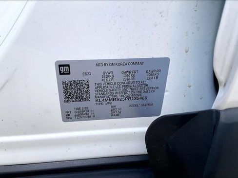 Used 2023 Buick Encore GX Preferred FWD image 35