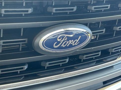 Used 2023 Ford F150 XLT image 18