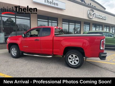 Used 2015 GMC Canyon W/T w/ Convenience Package image 4