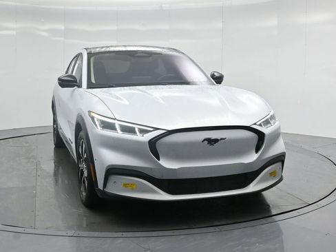 Used 2022 Ford Mustang Mach-E Premium image 56