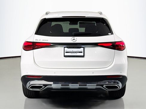 New 2026 Mercedes-Benz GLC 300 image 3