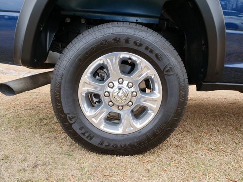 Used 2024 RAM 3500 Big Horn w/ Safety Group image 13