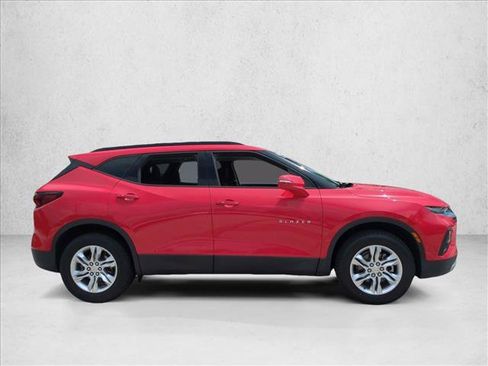 Used 2019 Chevrolet Blazer LT FWD image 4