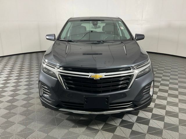 Used 2022 Chevrolet Equinox LT AWD/4WD image 2
