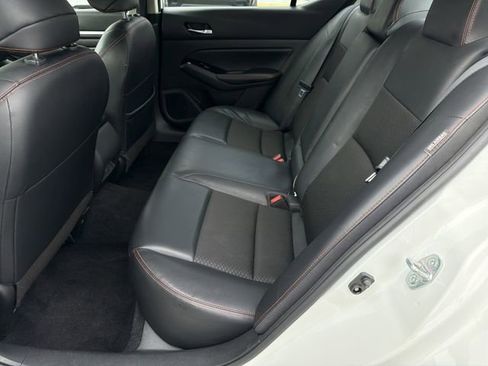 Certified 2024 Nissan Altima 2.5 SR FWD image 18