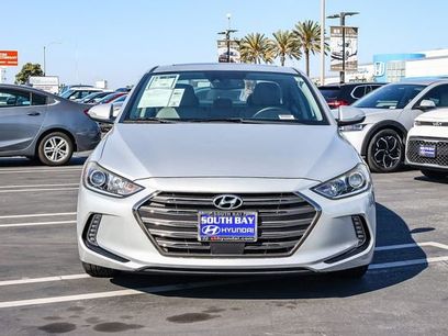 Used 2017 Hyundai Elantra Limited w/ Limited Ultimate Package 05