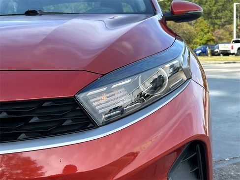 Used 2024 Kia Forte LXS w/ LXS Technology Package image 30