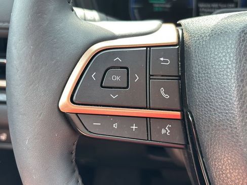 Used 2025 Toyota Grand Highlander AWD Hybrid image 18