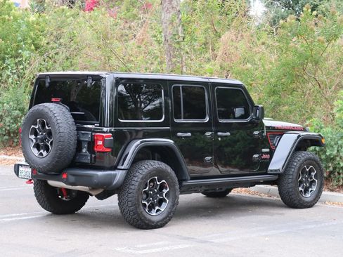 Used 2020 Jeep Wrangler Unlimited Rubicon w/ Quick Order Package 28Y Recon AWD/4WD image 13