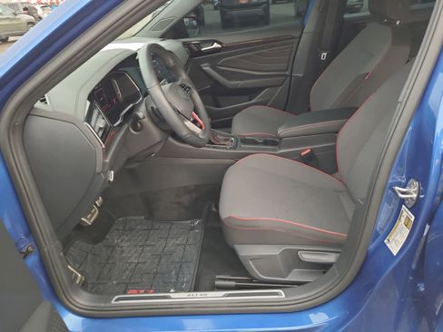 Used 2024 Volkswagen Jetta GLI 40th Anniversary Edition image 19