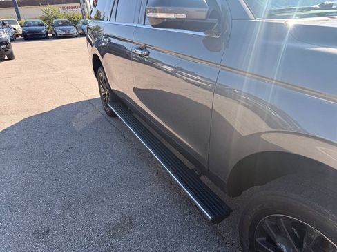 Used 2019 Ford Expedition Max Limited RWD image 42