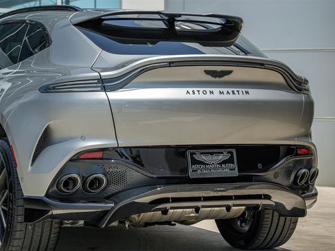 New 2025 Aston Martin DBX 707 image 8