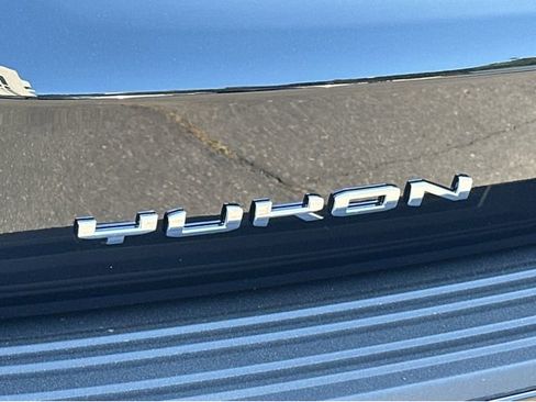 New 2026 GMC Yukon XL Elevation image 15