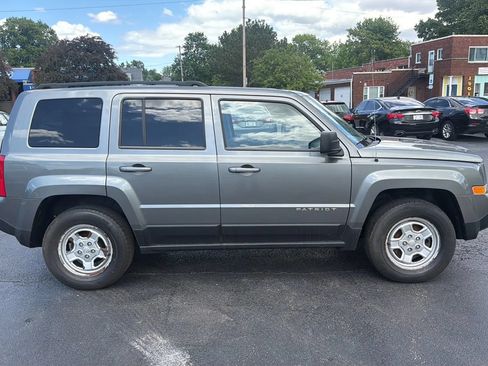 Used 2014 Jeep Patriot Sport AWD/4WD image 4