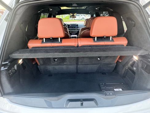 Used 2023 BMW X7 M60i w/ Executive Package image 33