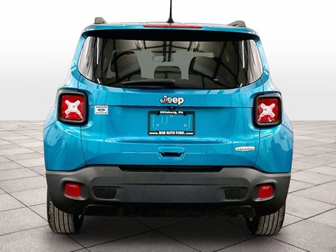 Used 2021 Jeep Renegade Latitude image 4