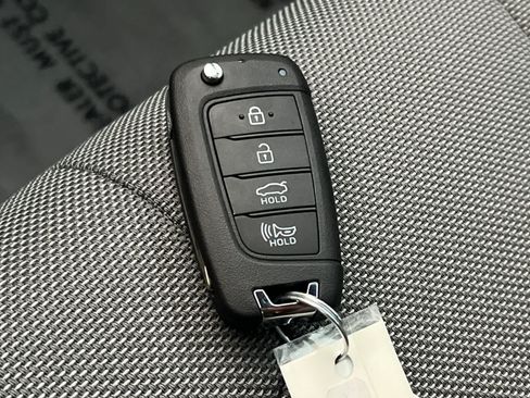 New 2026 Hyundai Elantra SE FWD image 26
