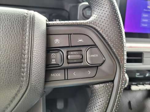 Certified 2025 Toyota Tacoma SR5 image 24