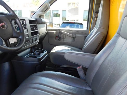 Used 2021 GMC Savana 3500 Extended w/ Power Convenience Package image 22