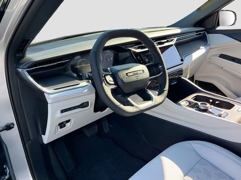New 2026 Jeep Cherokee Overland AWD/4WD image 9