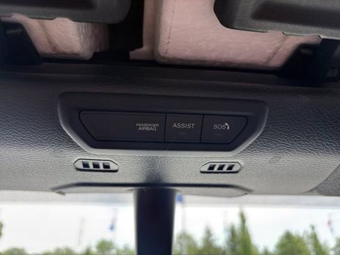 Used 2020 Jeep Wrangler Unlimited Sahara w/ Dual Top Group AWD/4WD image 20