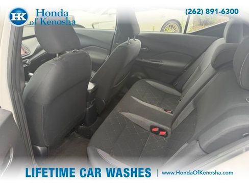 Used 2020 Nissan Kicks SV FWD image 10