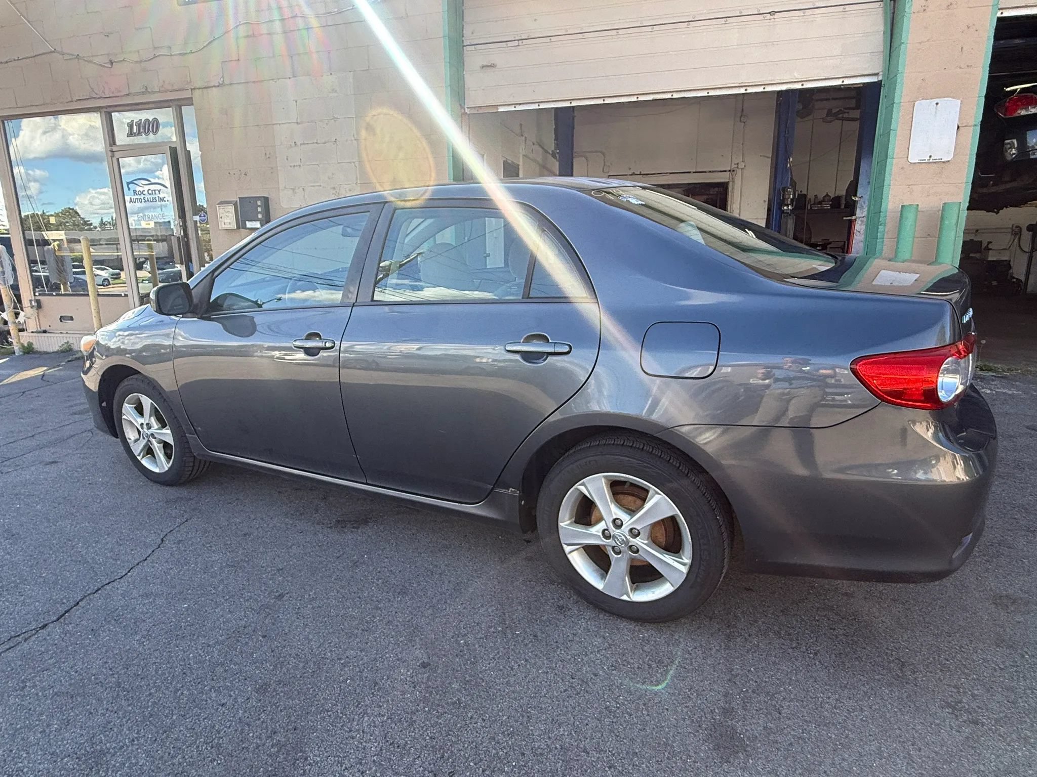 Used 2011 Toyota Corolla LE FWD image 5