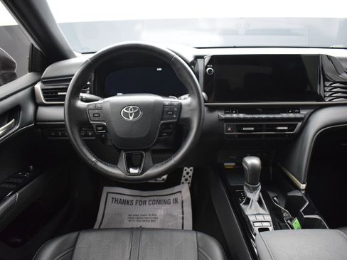 Used 2025 Toyota Camry XSE FWD image 14