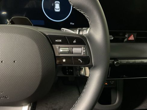 New 2025 Hyundai Ioniq 5 SEL image 28