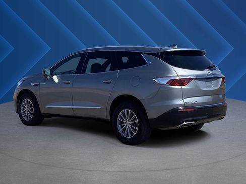 Used 2024 Buick Enclave Premium AWD/4WD image 5