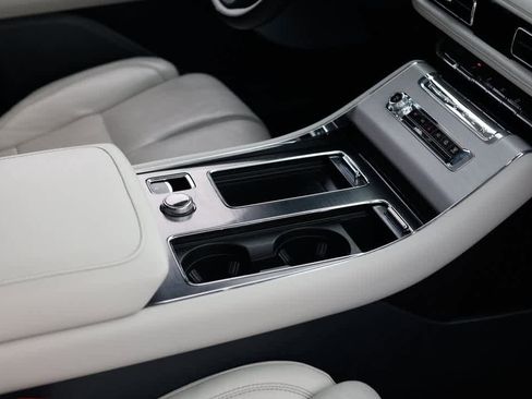 Used 2025 Lincoln Aviator Reserve w/ Equipment Group 201A image 31