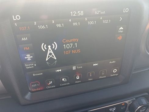 Used 2023 Jeep Wrangler Sport S image 18