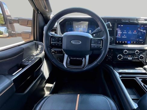 Used 2024 Ford F250 Platinum AWD/4WD image 6