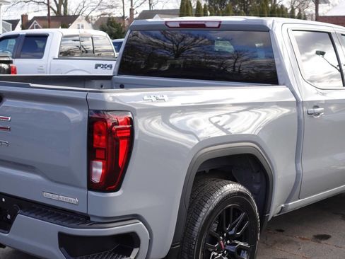 Used 2024 GMC Sierra 1500 Elevation AWD/4WD image 12