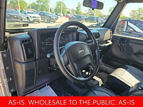 Used 2005 Jeep Wrangler Rubicon AWD/4WD image 9
