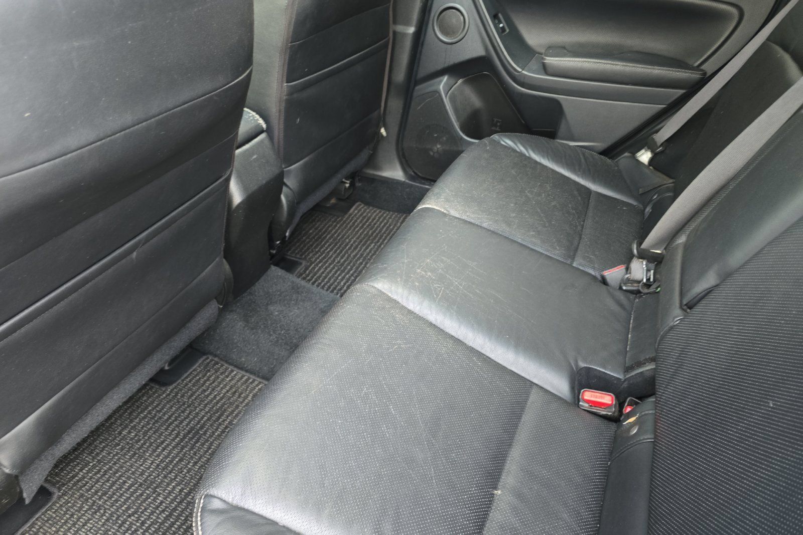 Used 2014 Subaru Forester 2.5i Touring w/ Popular Package #1 AWD/4WD image 9
