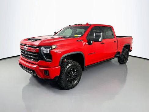 Used 2024 Chevrolet Silverado 2500 LTZ w/ LTZ Plus Package AWD/4WD image 3