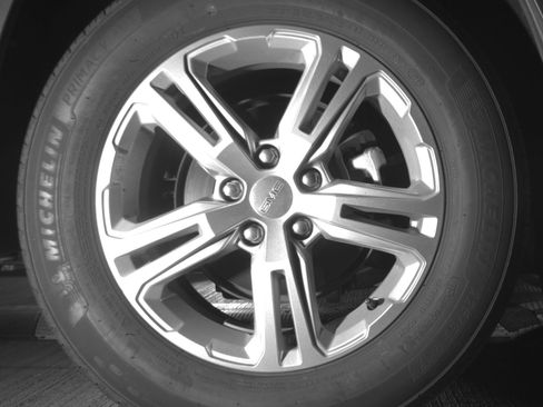 Used 2024 GMC Terrain SLE image 20