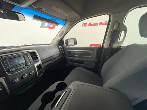 Used 2019 RAM 1500 Classic SLT RWD image 27