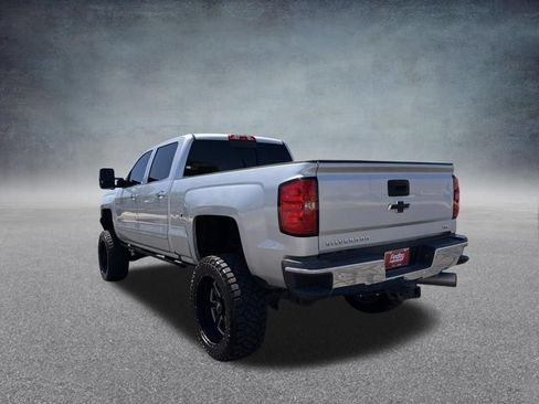 Used 2018 Chevrolet Silverado 2500 LTZ w/ Duramax Plus Package AWD/4WD image 6