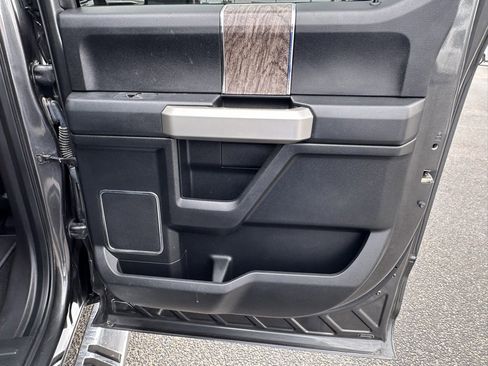 Used 2019 Ford F250 Lariat w/ Lariat Value Package image 20