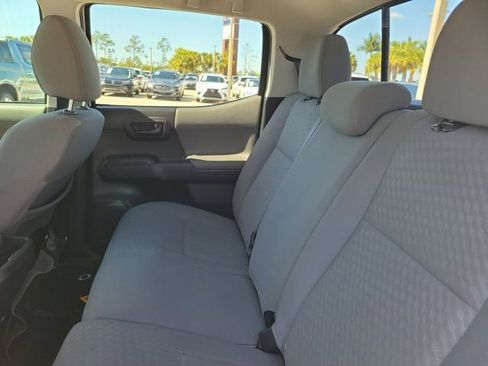 Used 2020 Toyota Tacoma SR w/ SR Convenience Package image 11