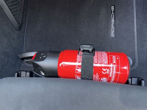 Used 2023 Porsche 911 GT3 image 31