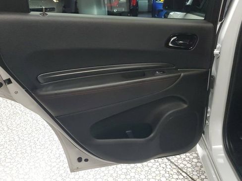 Used 2024 Dodge Durango GT RWD image 19
