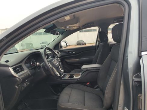 Used 2020 GMC Acadia SLE w/ LPO, Floor Liner Package image 11