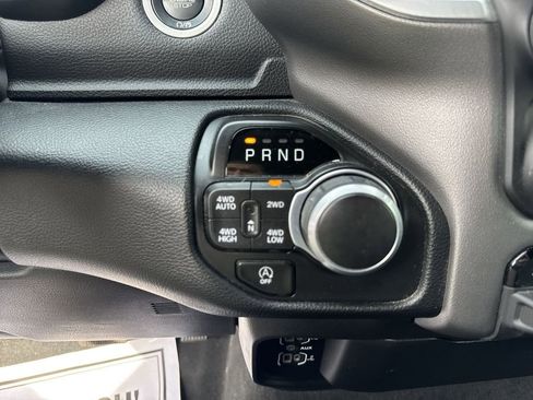 Used 2022 RAM 1500 Big Horn AWD/4WD image 19